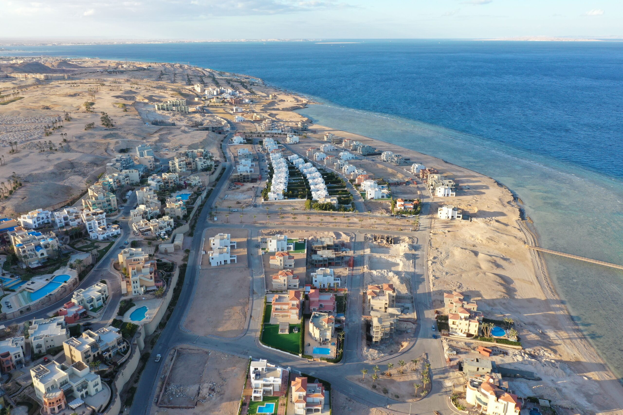 ساحل ومنتجعات على البحر الأحمر