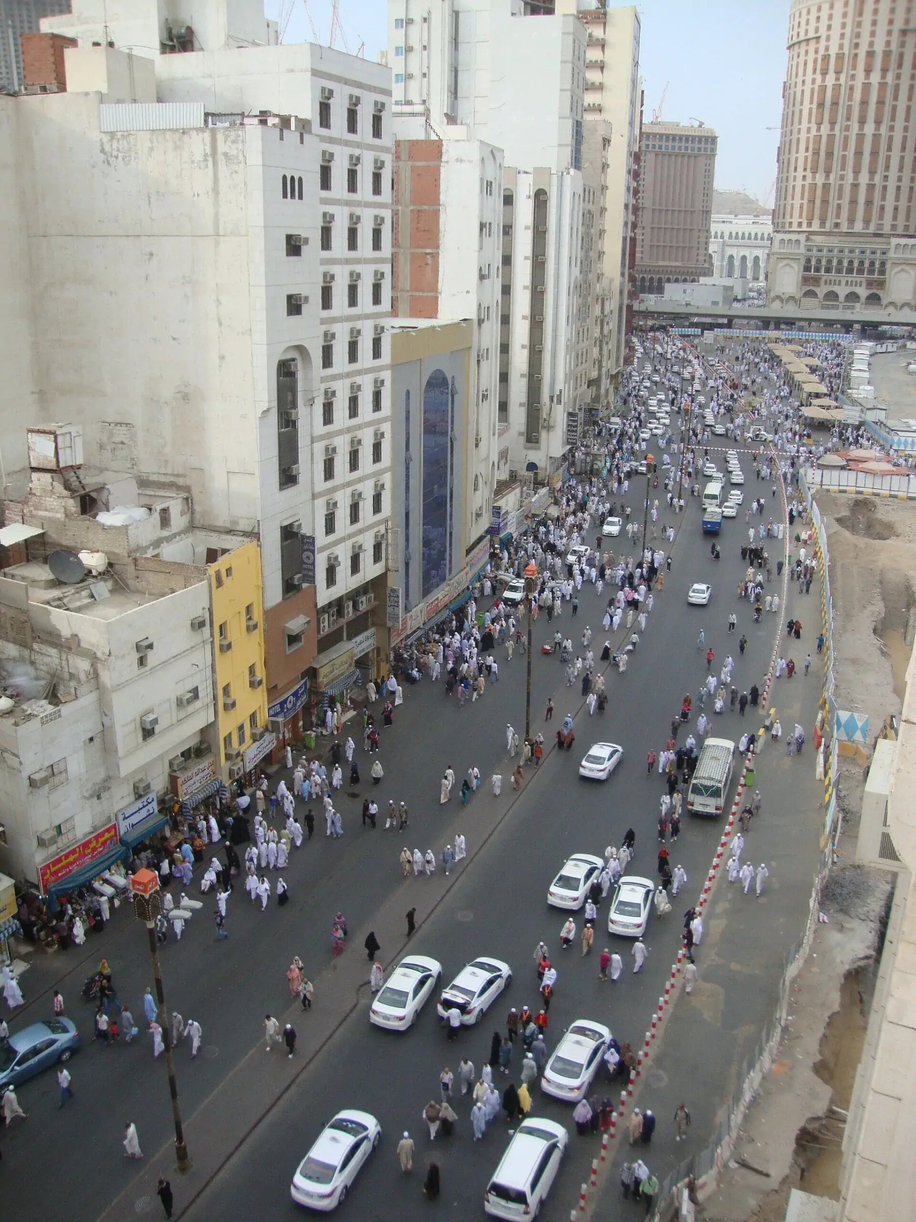 شارع إبراهيم الخليل — مكة — صورة تعريفية لموقع رويال ماجستيك مكة