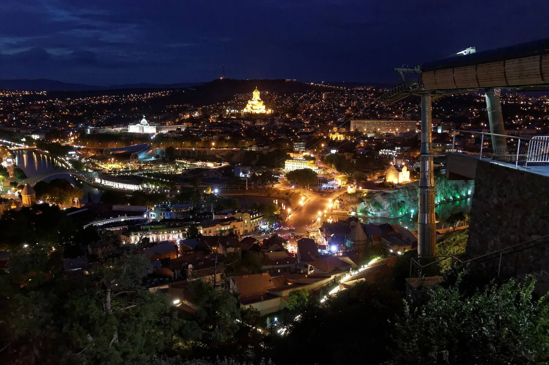 تأشيرة جورجيا للمصريين — Tbilisi city at night, Georgia