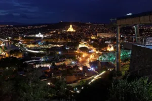 تأشيرة جورجيا للمصريين — Tbilisi city at night, Georgia
